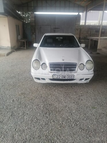 Mercedes E 290 1997, 676,499 km - 2.9 l - Bakı