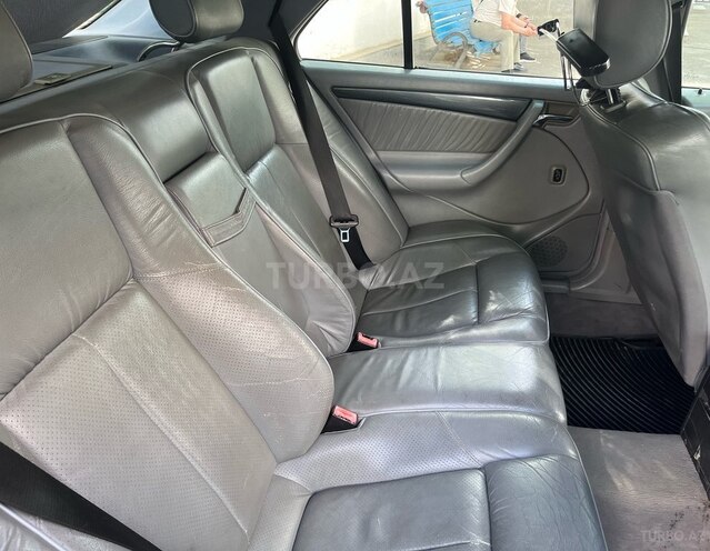 Mercedes C 240 1997, 372,000 km - 2.4 л - Mingəçevir