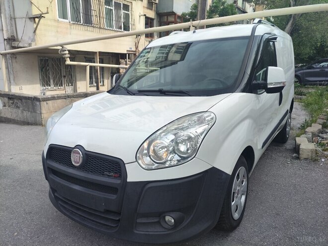 Fiat Doblo 2010, 202,000 km - 1.3 л - Bakı