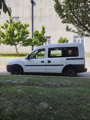 Opel Combo 2010, 354,000 km - 1.3 л - Gəncə