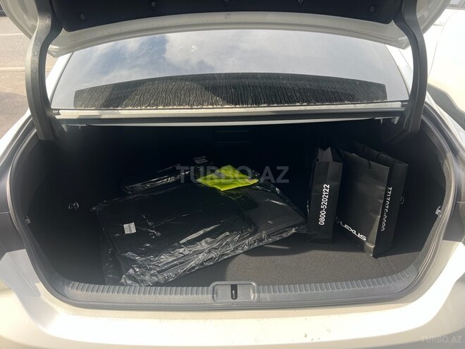 Lexus ES 300h 2025, 0 km - 2.5 l - Bakı