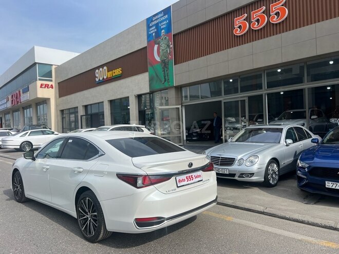 Lexus ES 300h 2025, 0 km - 2.5 l - Bakı