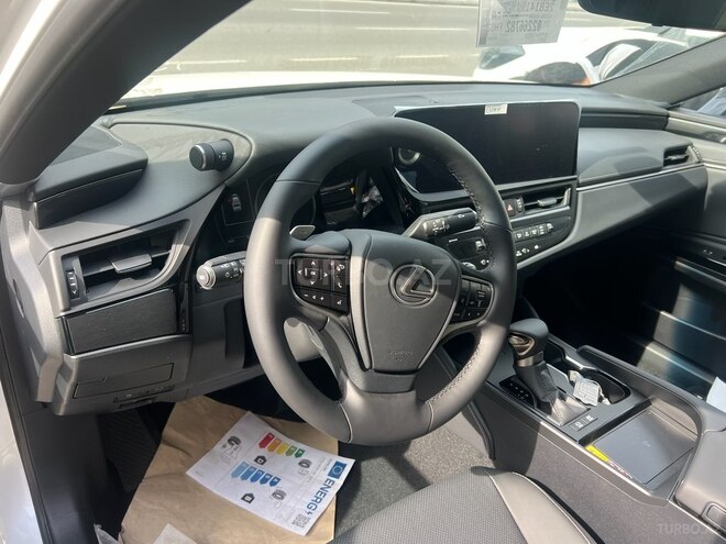 Lexus ES 300h 2025, 0 km - 2.5 l - Bakı