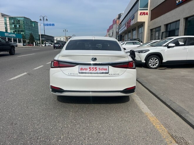 Lexus ES 300h 2025, 0 km - 2.5 l - Bakı
