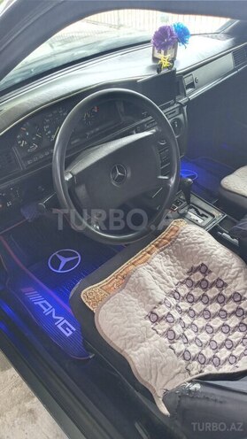 Mercedes 190 1991, 215,000 km - 2.0 l - İmişli