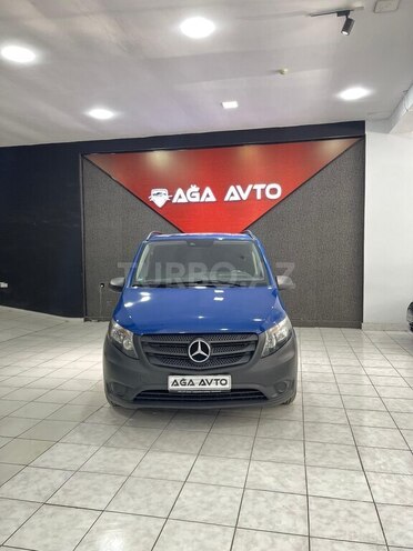 Mercedes Vito-1