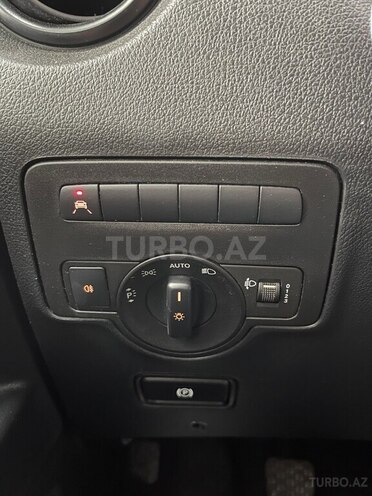 Mercedes Vito-19