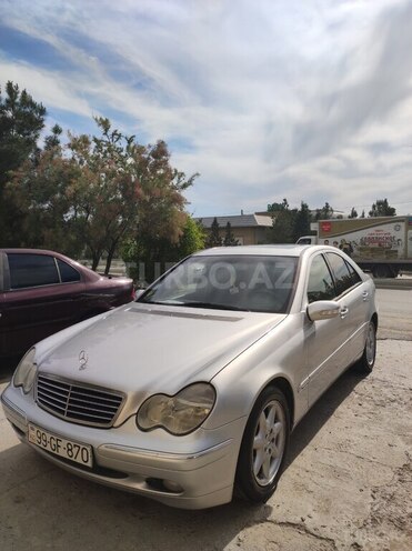 Mercedes C 230 2002, 405,000 km - 2.3 l - Şirvan