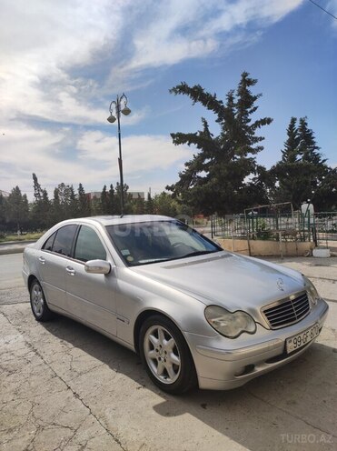 Mercedes C 230 2002, 405,000 km - 2.3 l - Şirvan