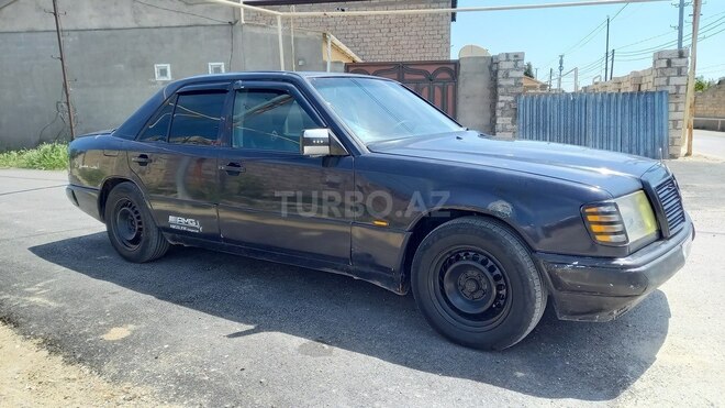 Mercedes E 200 d 1991, 109,545 km - 2.0 l - Bakı