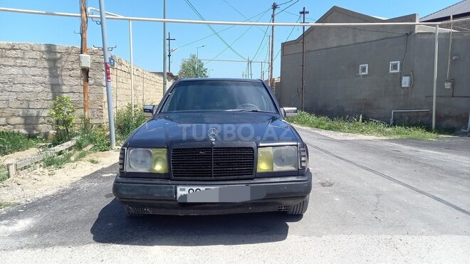 Mercedes E 200 d 1991, 109,545 km - 2.0 l - Bakı