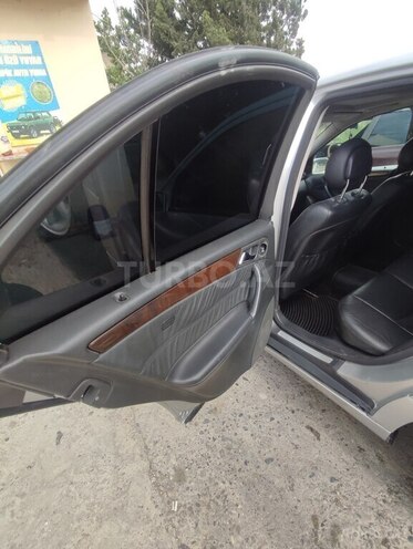 Mercedes C 230 2002, 405,000 km - 2.3 l - Şirvan