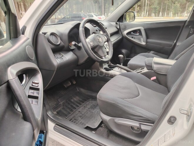 Toyota RAV4 2010, 297,000 km - 2.0 l - Sumqayıt