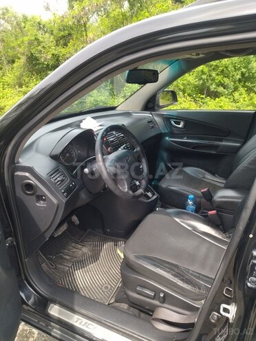 Hyundai Tucson 2008, 197,654 km - 2.0 l - Qax