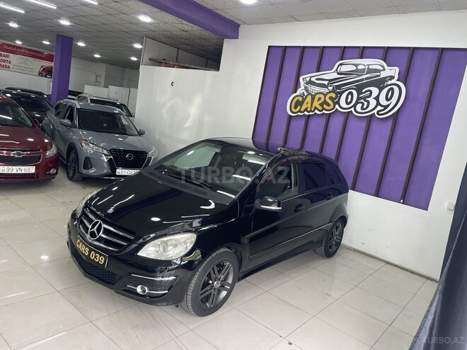 Mercedes B 180 2011, 266,000 km - 1.7 л - Sumqayıt