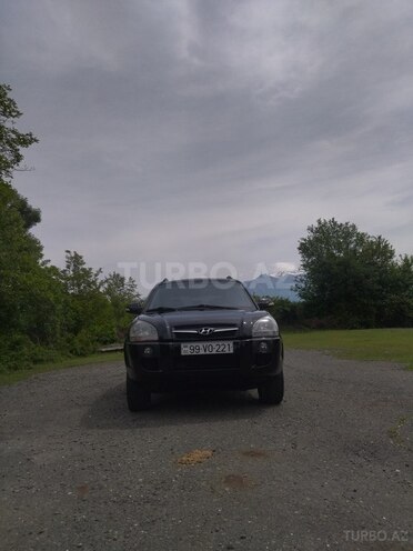 Hyundai Tucson 2008, 197,654 km - 2.0 l - Qax