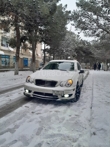 Mercedes C 300 4MATIC 2006, 330,000 km - 3.0 l - Bakı