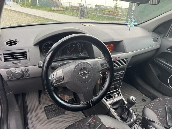 Opel Astra 2005, 213,000 km - 1.4 l - Gəncə