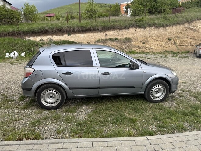 Opel Astra 2005, 213,000 km - 1.4 l - Gəncə