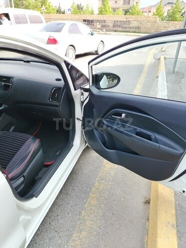 Kia Rio 2013, 260,000 km - 1.4 l - Sumqayıt