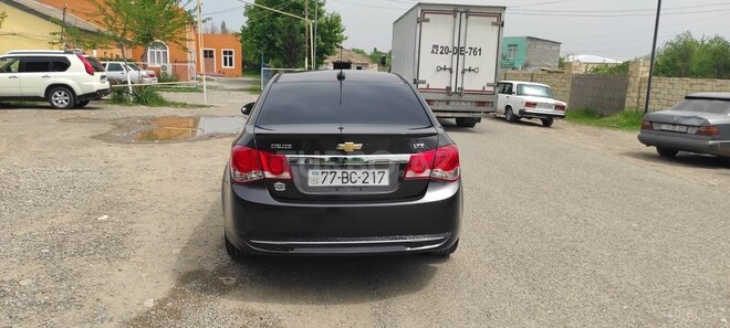 Chevrolet Cruze 2014, 260,243 km - 1.4 л - Füzuli