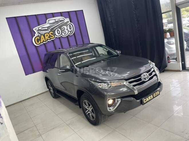 Toyota Fortuner-2