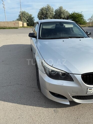 BMW 520 2007, 220,000 km - 2.0 l - Bakı