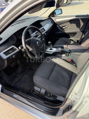 BMW 520 2007, 220,000 km - 2.0 l - Bakı