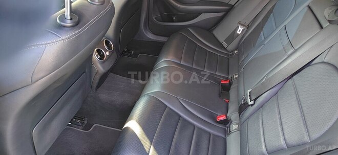 Mercedes C 300-7