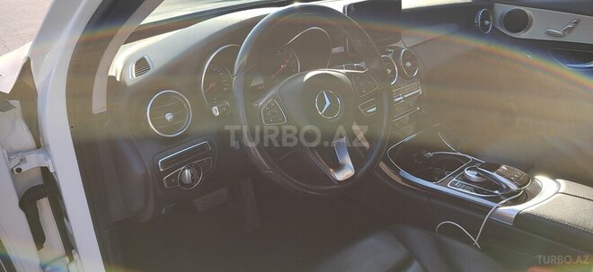 Mercedes C 300-9