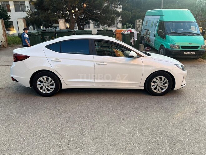 Hyundai Elantra 2019, 71,700 km - 2.0 л - Bakı