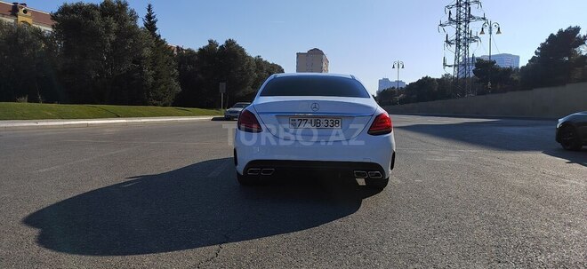 Mercedes C 300-16