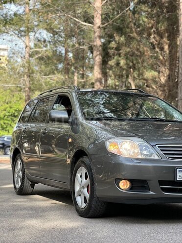 Toyota Corolla 2006, 236,000 km - 1.4 l - Bakı