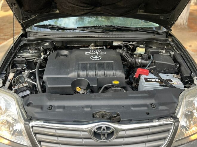 Toyota Corolla 2006, 236,000 km - 1.4 l - Bakı