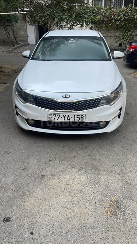 Kia K5-3