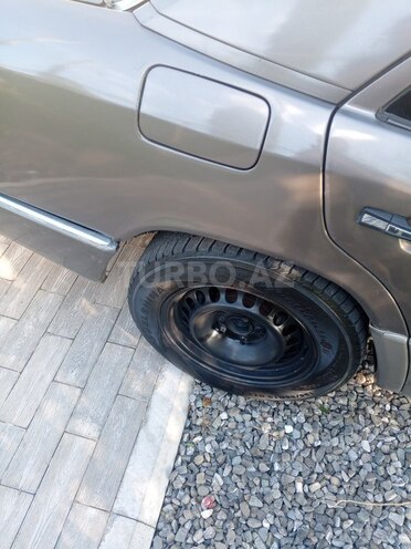 Mercedes E 200 1993, 371,858 km - 2.0 l - Bakı