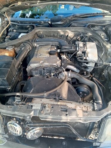 Mercedes E 200 1993, 371,858 km - 2.0 l - Bakı
