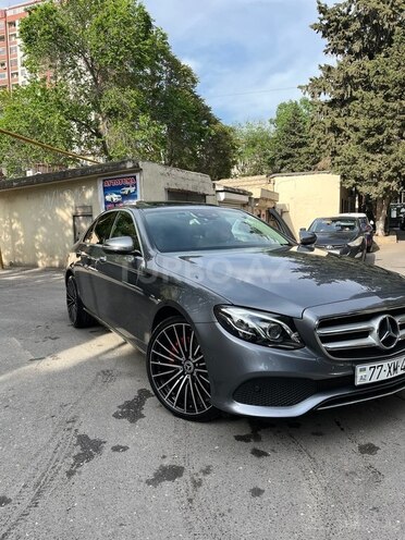 Mercedes E 220 d 2017, 129,000 km - 2.0 l - Bakı