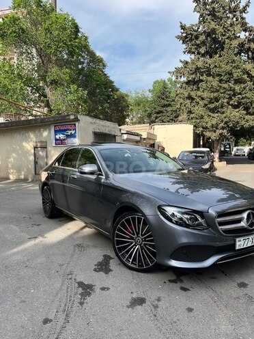 Mercedes E 220 d 2017, 129,000 km - 2.0 l - Bakı