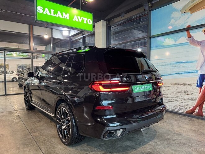 BMW X7-7