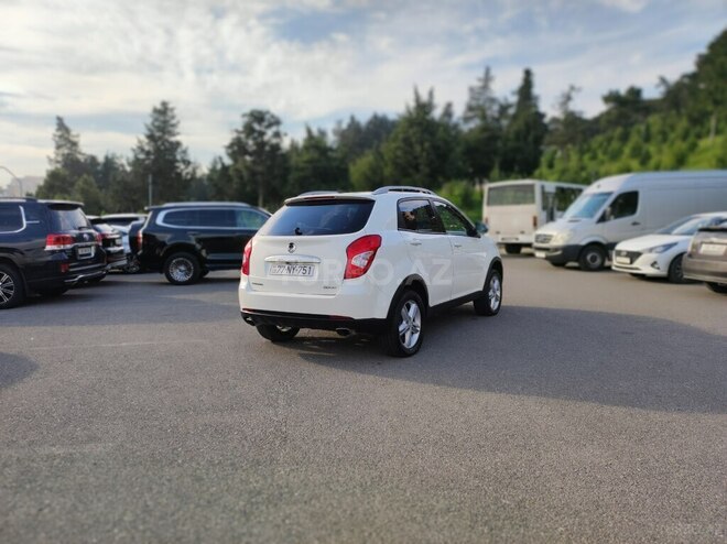 Ssang Yong Korando 2015, 300,000 km - 2.0 l - Bakı