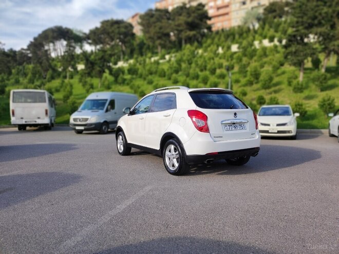 Ssang Yong Korando 2015, 300,000 km - 2.0 l - Bakı