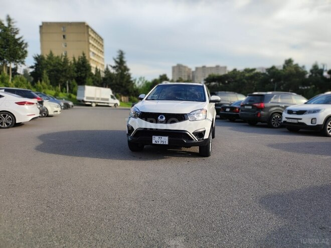 Ssang Yong Korando 2015, 300,000 km - 2.0 l - Bakı