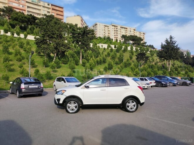 Ssang Yong Korando 2015, 300,000 km - 2.0 l - Bakı
