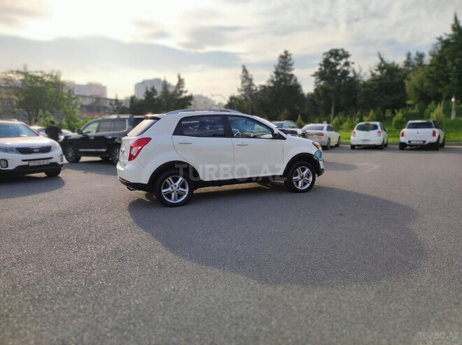 Ssang Yong Korando 2015, 300,000 km - 2.0 l - Bakı