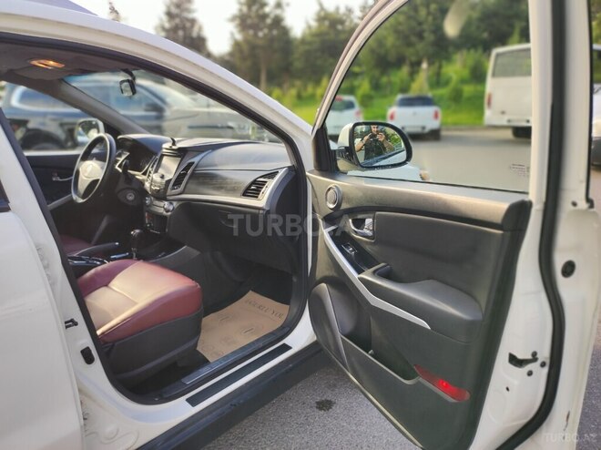 Ssang Yong Korando 2015, 300,000 km - 2.0 l - Bakı