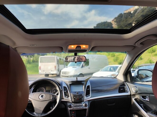 Ssang Yong Korando 2015, 300,000 km - 2.0 l - Bakı