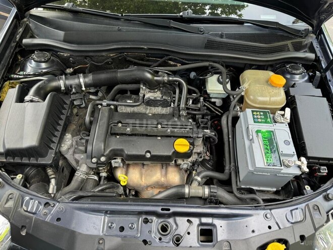Opel Astra 2008, 228,000 km - 1.4 l - Mingəçevir