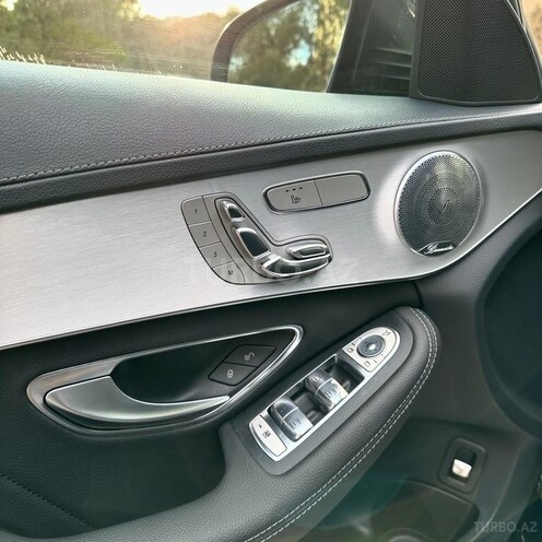Mercedes C 300 4MATIC 2015, 127,500 km - 2.0 l - Bakı