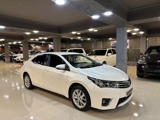 Toyota Corolla-3